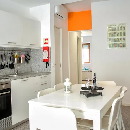 Amazing River Views - 3 Appartment, Free Parking Daire *