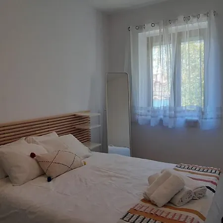 Amazing River Views - 3 Appartment, Free Parking Вила-Нова-ди-Гая