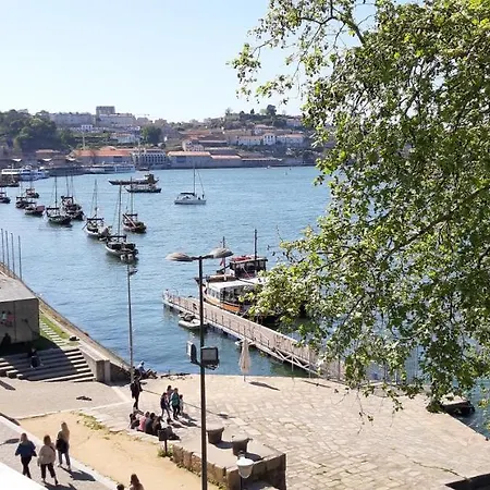 Daire Amazing River Views - 3 Appartment, Free Parking Vila Nova de Gaia